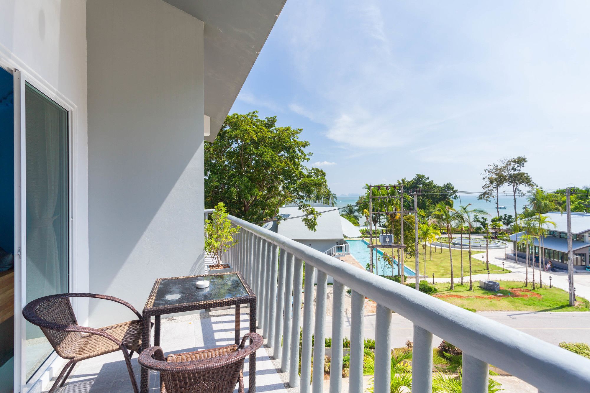 Arawan Beach Resort Krabi Ao Nam Mao Bagian luar foto